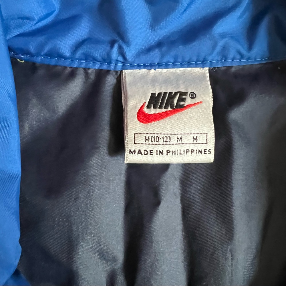 Nike jacket 🌸 - Picture 3 of 5